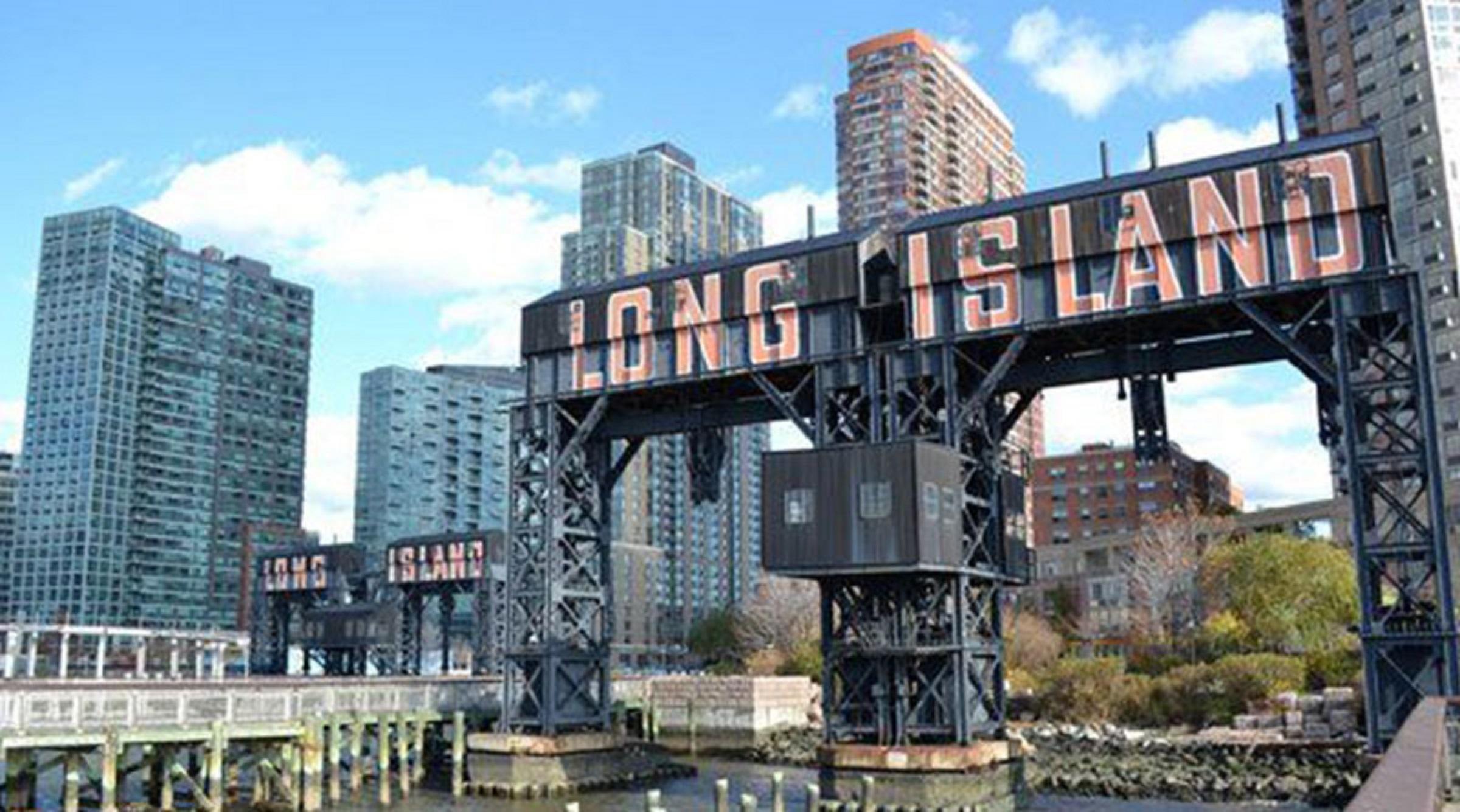 Red Lion Inn & Suites Long Island City New York Exterior photo
